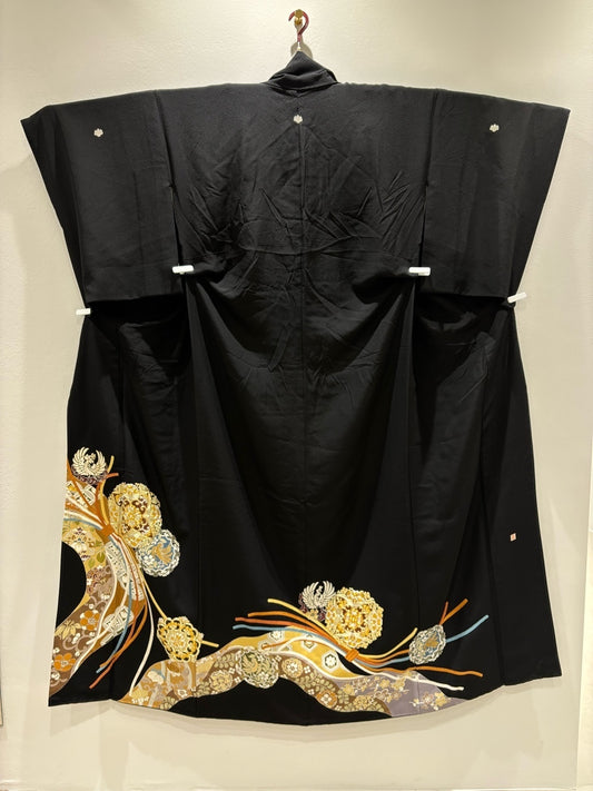 Premium Black Tome Kimono with Round Floral Pattern and Bundling Cord [4570191719075]