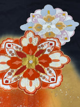 画像をギャラリービューアに読み込む, シーニュXL  黒留 舞花文 駒刺繍 暈し染め 金彩　4570191696819
