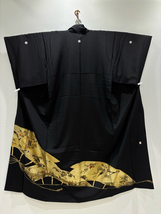Premium Black Kimono with Imperial Carriage and Floral Design, Artist-Made, Komatsu Embroidery, Gold Leaf [4570191719136]
