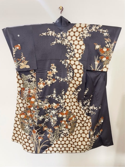 グレー　菊　椿　藤　［4570191655069］