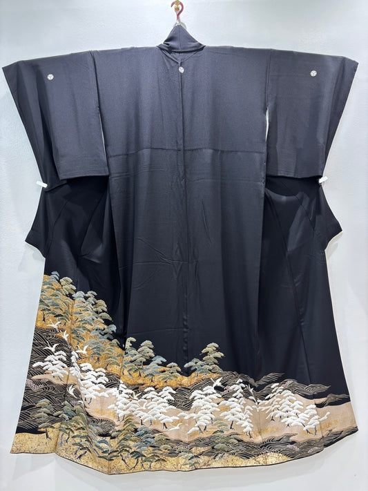 黒留　立波枝松文　駒刺繍　金彩 ［4570191716821］