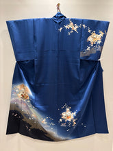 Load image into Gallery viewer, 青 檜扇花文 暈し染め 金彩 ［4570191718368］
