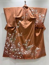 Load image into Gallery viewer, ピンク 花扇 草花 金銀彩 ぼかし ［4570191717828］

