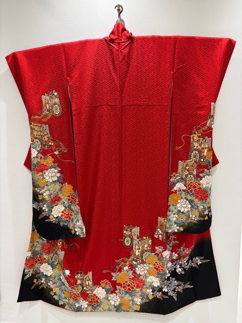 赤　御所車 牡丹　金糸 金彩［4570191713110］