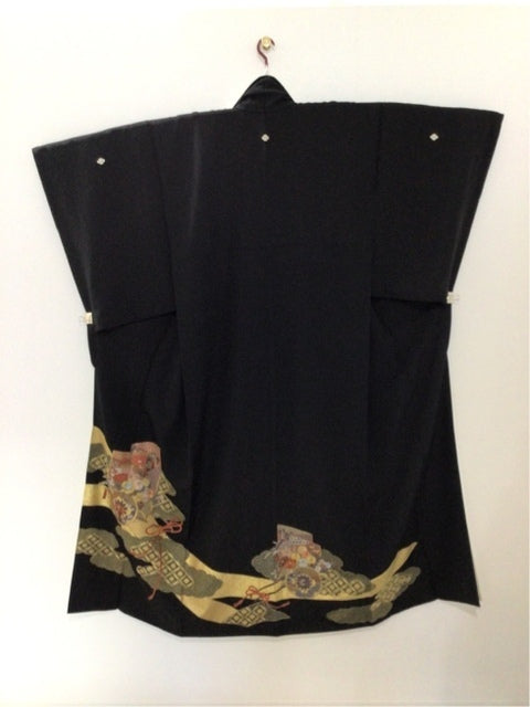 黒留　汕頭刺繍　七宝花車［4570191654543］