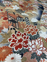画像をギャラリービューアに読み込む, ラグランＬ　黒　御所車　松竹梅　牡丹　菊　桜　金彩［4570191660360］

