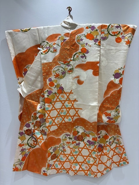 オレンジ　クリーム　花丸文　籠目　刺繍　金彩［4570191714391］