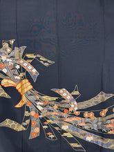 Load image into Gallery viewer, プレミア　黒留　束ね熨斗吉祥花文　駒刺繍［4570191719846］
