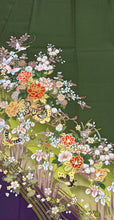 Load image into Gallery viewer, 深緑　鶯色　花車　蝶　金彩　金糸［4570191719228］
