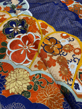 Load image into Gallery viewer, 振袖 青紫 クリーム 梅 菊 刺繍 金糸 ［4570191719266］
