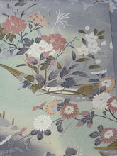 Load image into Gallery viewer, グレー　枝花船文　友禅　暈し染め ［4570191718184］
