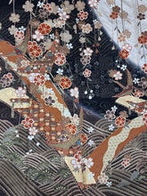 画像をギャラリービューアに読み込む, 黒　鶴　桜　金糸　金彩 ［4570191718313］
