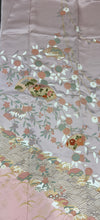 画像をギャラリービューアに読み込む, 薄ピンク　地紙花文　菊　撫子　金彩［4570191717552］
