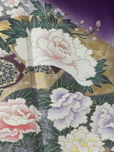 Load image into Gallery viewer, プレミアム　紫　牡丹　扇文様［4570191716807］
