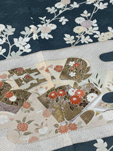 Load image into Gallery viewer, 深緑　菊　冊子［4570191716982］
