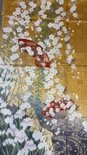 Load image into Gallery viewer, 山吹色　花扇　枝垂れ桜　金糸　金彩 ［4570191 716425］
