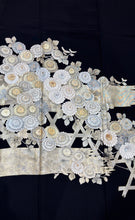 画像をギャラリービューアに読み込む, プレミアム　黒留　 籬菊文　駒刺繍　金銀彩［4570191716524］

