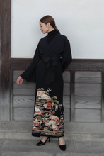 Load image into Gallery viewer, Kimono Fabric Abaya
