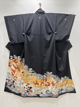 Load image into Gallery viewer, 黒留　流水松竹梅文　駒刺繍　金彩［4570191717965］

