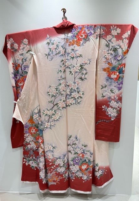 Unfinished, light pink furisode kimono with a design of mandarin ducks, branches, and flowers, accented with gold leaf. [4570191713820]