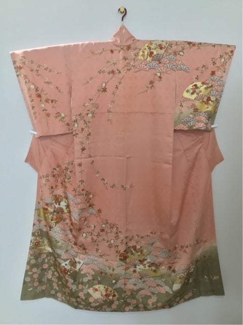 ピンク　扇　草花　金糸　金彩［4570191711390］