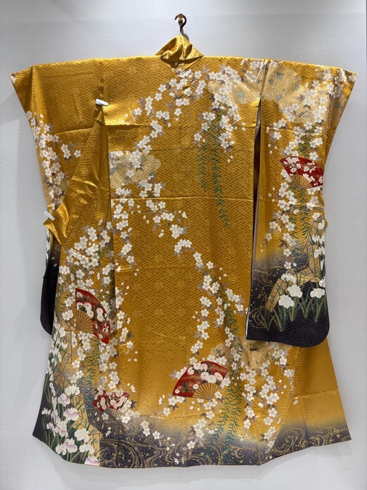 山吹色　花扇　枝垂れ桜　金糸　金彩 ［4570191 716425］