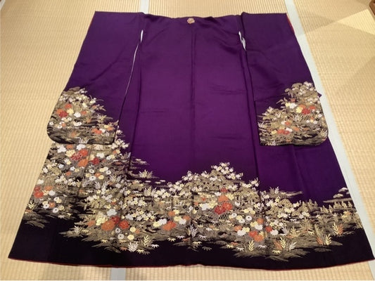 振袖　葡萄色　紫黒　四季の花　五重塔　金箔　花紋［4570191658121］