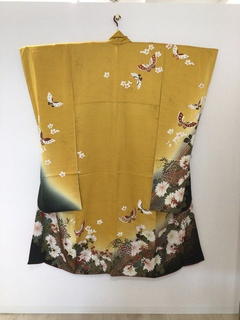 振袖　山吹色　蝶　菊　金糸　金彩［4570191712106］