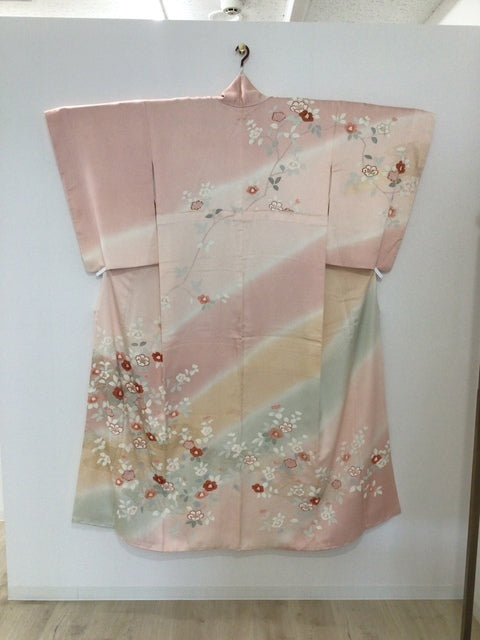 訪問着　ピンク　椿　波　金糸　金彩［4570191712182］