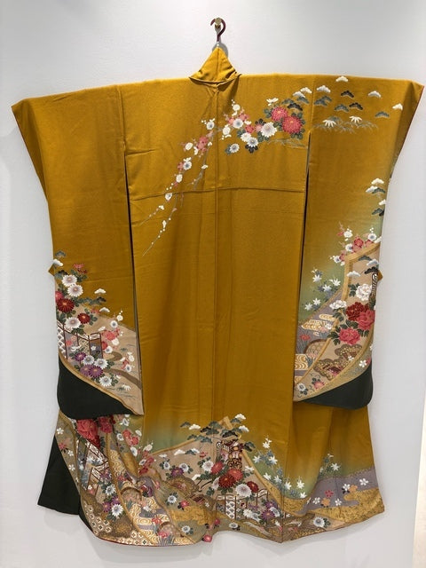 山吹茶色　御所車 牡丹 金糸 金彩［4570191713004］