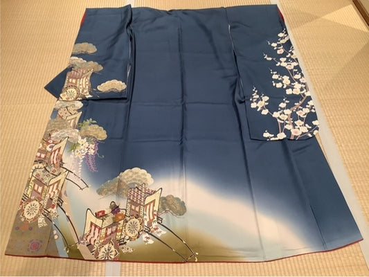 Furisode (long-sleeved kimono) in indigo gray with imperial carriage, wisteria, pine, and plum blossoms [4510791658152]