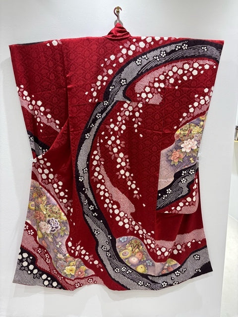 振袖 赤 手鞠 牡丹 刺繍 金彩［4570191714810］