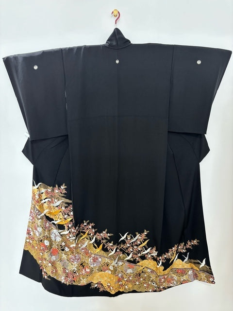 黒留　飛鶴天井花文　駒刺繍　金彩［4570191711826］