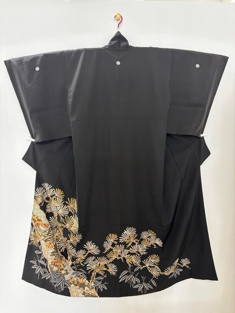 黒留　宝尽くし松葉文　刺繍　金彩［4570191712526］