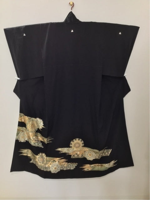 Black formal kimono with Shōsōin floral arabesque pattern, embroidered with horseshoe motifs, and gold and silver accents [4570191711659]