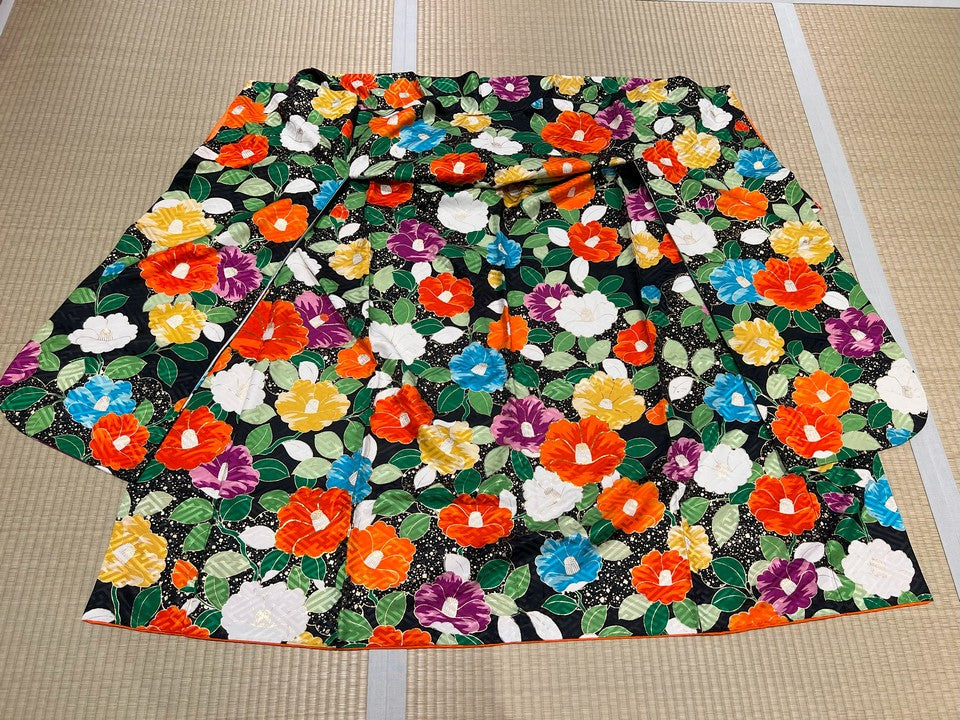 振袖　黒地　五色椿 [4570191651177]