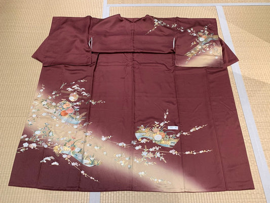 落ちついた赤紫色、花模様、絵巻、刺繍、金彩 [4570191652105]
