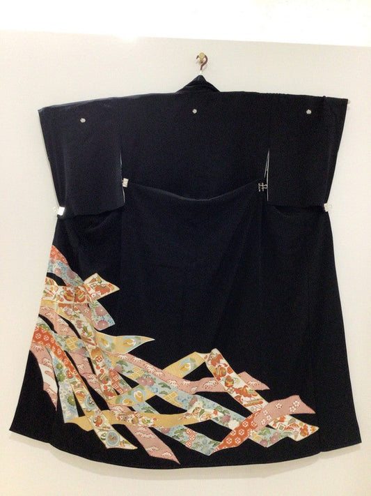 Black formal kimono with decorative ribbon and treasure motif [4570191655526]